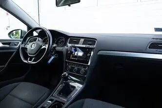Volkswagen Golf, 1.5, 96 kW, бензин, механическая, передний привод