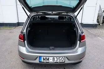 Volkswagen Golf, 1.5, 96 kW, бензин, механическая, передний привод