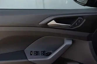 Volkswagen T-Cross, 1.0, 85 kW, bensiin, automaat, esivedu