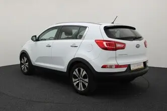 Kia Sportage, 1.6, 99 kW, бензин, механическая, передний привод
