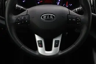 Kia Sportage, 1.6, 99 kW, бензин, механическая, передний привод
