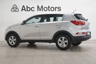 Kia Sportage, 1.6, 99 kW, бензин, механическая, передний привод