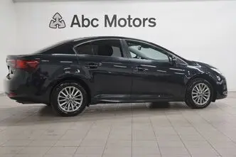 Toyota Avensis, 1.8, 108 kW, бензин, механическая, передний привод