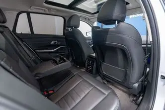 BMW 320, 2.0, 140 kW, дизель, автомат, задний привод