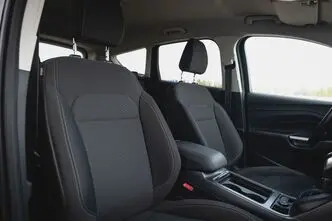 Ford Kuga, 2.0, 88 kW, дизель, автомат, передний привод