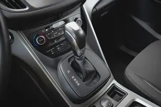 Ford Kuga, 2.0, 88 kW, дизель, автомат, передний привод