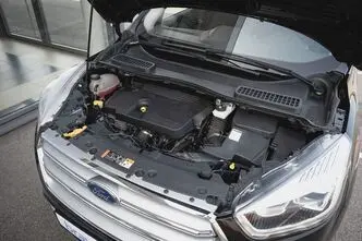 Ford Kuga, 2.0, 88 kW, дизель, автомат, передний привод
