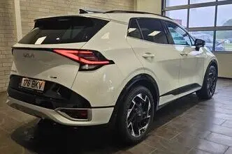 Kia Sportage, 1.6, 154 kW, гибрид, автомат, полный привод