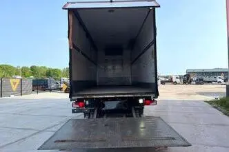 Scania P, 206 kW, diesel, manual