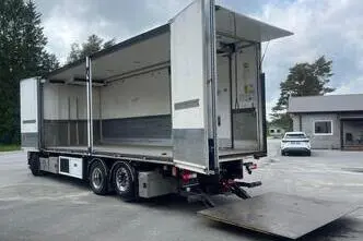 Volvo FH500 6X2*4 -OPEN SIDE -RETARDER -CARRIER SUPRA 1150, 375 kW, дизель, автомат