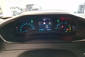 Peugeot e-2008, электричество, автомат, передний привод
