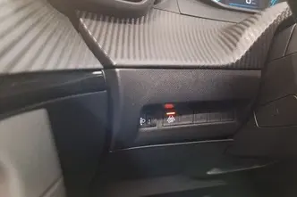 Peugeot e-2008, электричество, автомат, передний привод