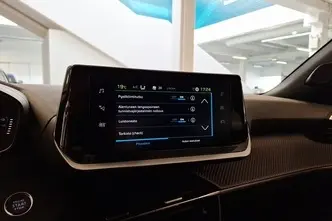 Peugeot e-2008, электричество, автомат, передний привод
