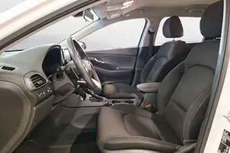 Hyundai i30, 1.4, 103 kW, petrol, automatic, front-wheel drive