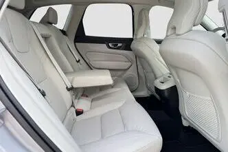 Volvo XC60, 2.0, 145 kW, diesel, automatic, four-wheel drive