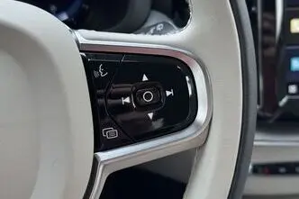 Volvo XC60, 2.0, 145 kW, diesel, automatic, four-wheel drive