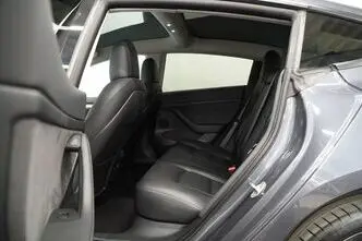 Tesla Model 3, 155 kW, electric, automatic, four-wheel drive