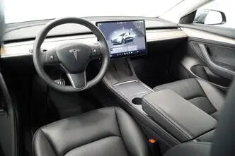 Tesla Model 3, 155 kW, electric, automatic, four-wheel drive