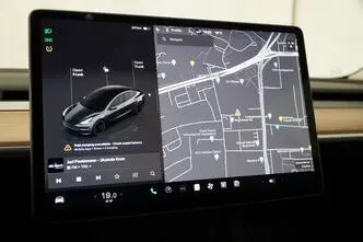 Tesla Model 3, 155 kW, electric, automatic, four-wheel drive