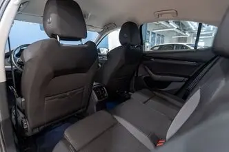 Škoda Octavia, 1.5, 110 kW, гибрид, автомат, передний привод