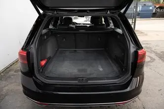 Volkswagen Passat, 2.0, 140 kW, бензин, автомат