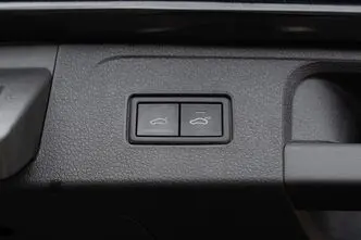 Volkswagen Passat, 2.0, 140 kW, бензин, автомат