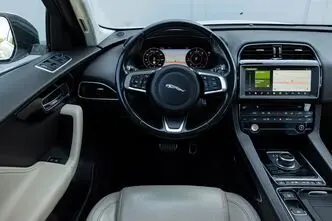 Jaguar F-Pace, 2.0, 136 kW, diisel, automaat, nelikvedu
