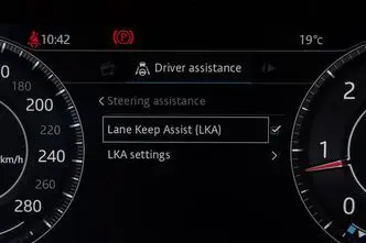 Jaguar F-Pace, 2.0, 136 kW, diisel, automaat, nelikvedu