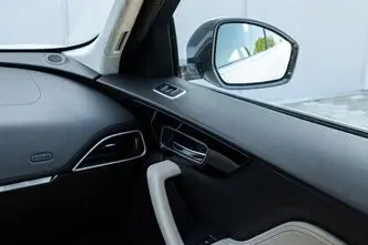 Jaguar F-Pace, 2.0, 136 kW, diisel, automaat, nelikvedu