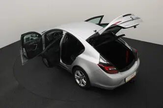 Opel Insignia, 1.6, 125 kW, бензин, механическая, передний привод
