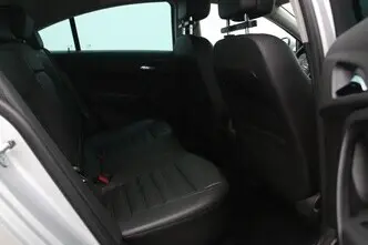 Opel Insignia, 1.6, 125 kW, бензин, механическая, передний привод