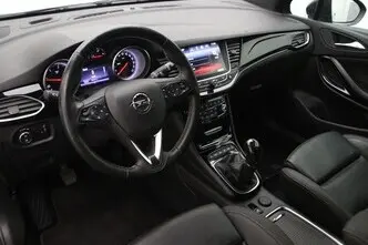 Opel Astra, 1.6, 81 kW, diesel, manual, front-wheel drive