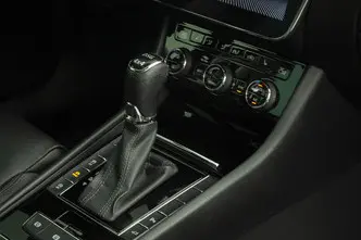 Škoda Superb, 2.0, 140 kW, дизель, автомат, полный привод