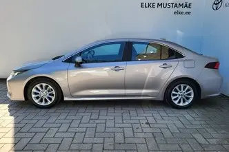Toyota Corolla, 1.5, 92 kW, бензин, автомат, передний привод