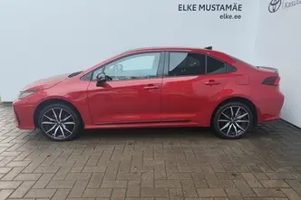 Toyota Corolla, 1.8, 72 kW, hybrid, automatic, front-wheel drive
