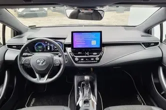 Toyota Corolla, 1.8, 72 kW, hybrid, automatic, front-wheel drive