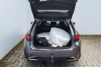 Toyota Corolla, 1.8, 72 kW, hybrid, automatic, front-wheel drive