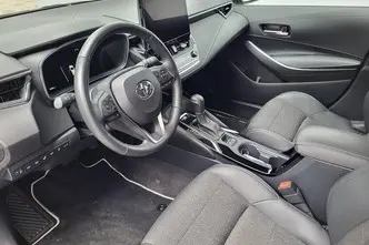 Toyota Corolla, 1.8, 72 kW, hybrid, automatic, front-wheel drive