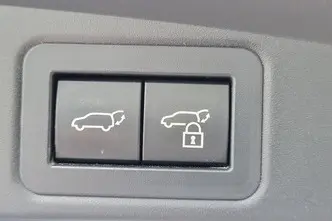 Toyota Corolla, 1.8, 72 kW, hybrid, automatic, front-wheel drive