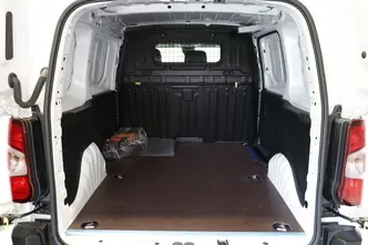 Toyota Proace City, 100 kW, elekter, automaat, esivedu