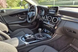 Mercedes-Benz C 180, 1.6, 85 kW, дизель, механическая, задний привод