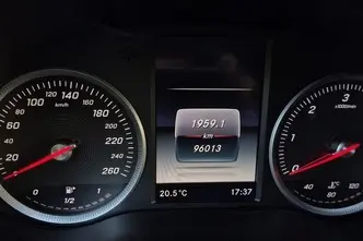 Mercedes-Benz C 180, 1.6, 85 kW, дизель, механическая, задний привод