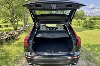 Volvo XC60, 2.0, 140 kW, дизель, автомат, полный привод