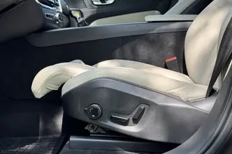 Volvo XC60, 2.0, 140 kW, дизель, автомат, полный привод