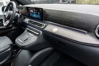Mercedes-Benz V 300, 2.0, 174 kW, diesel, automatic
