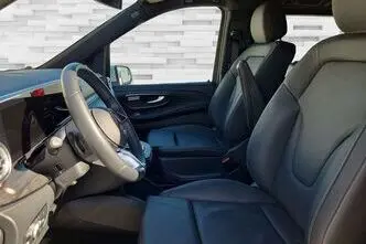 Mercedes-Benz V 300, 2.0, 174 kW, diesel, automatic