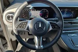 Mercedes-Benz V 300, 2.0, 174 kW, diesel, automatic