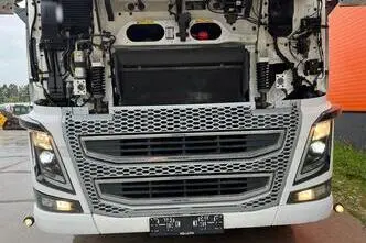 Volvo FH 16 600 6x2*4, 450 kW, diesel, automatic