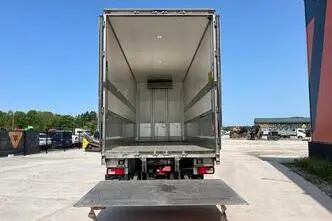 DAF XF 105.510 6x2, 375 kW, diesel, automatic