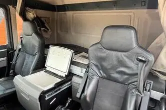 MAN TGS 35.510 8x4, 375 kW, diesel, automatic